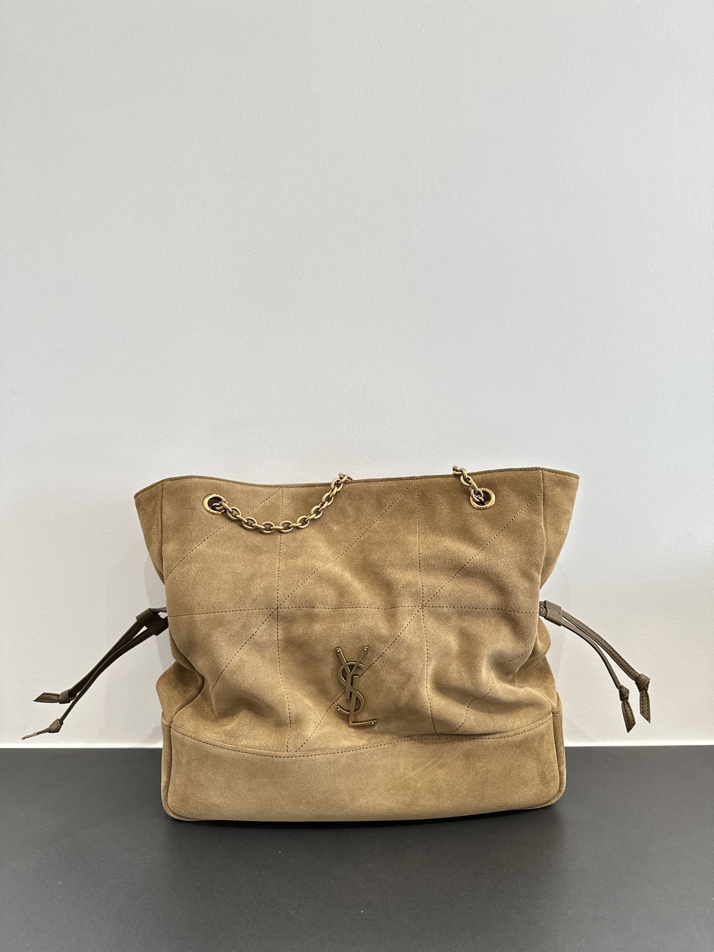 SAINT LAURENT small JAMIE SHOPPING in suede-GOLDEN LEAF