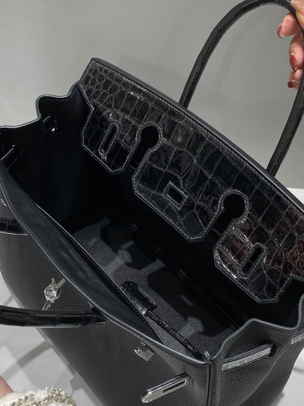 Hermès Black Togo and Shiny Niloticus Crocodile Touch Birkin 30 Palladium Hardware