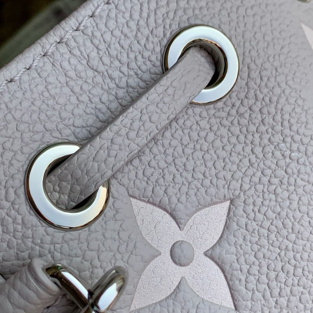 LOUIS VUITTON M14224 Nano Noé