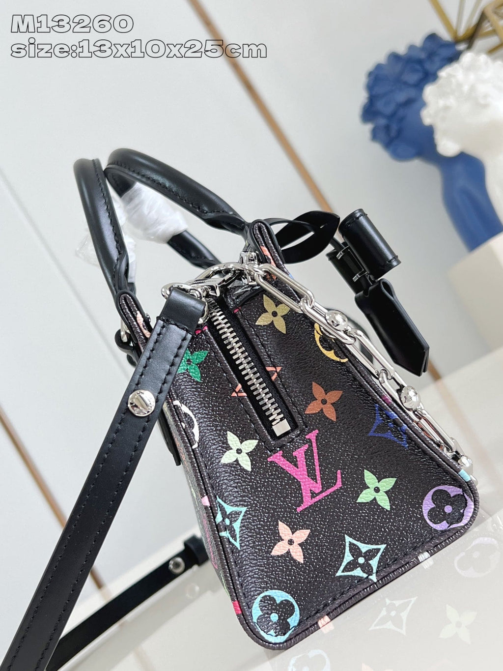 Louis Vuitton M13260 LV x TM OnTheGo East West Chain