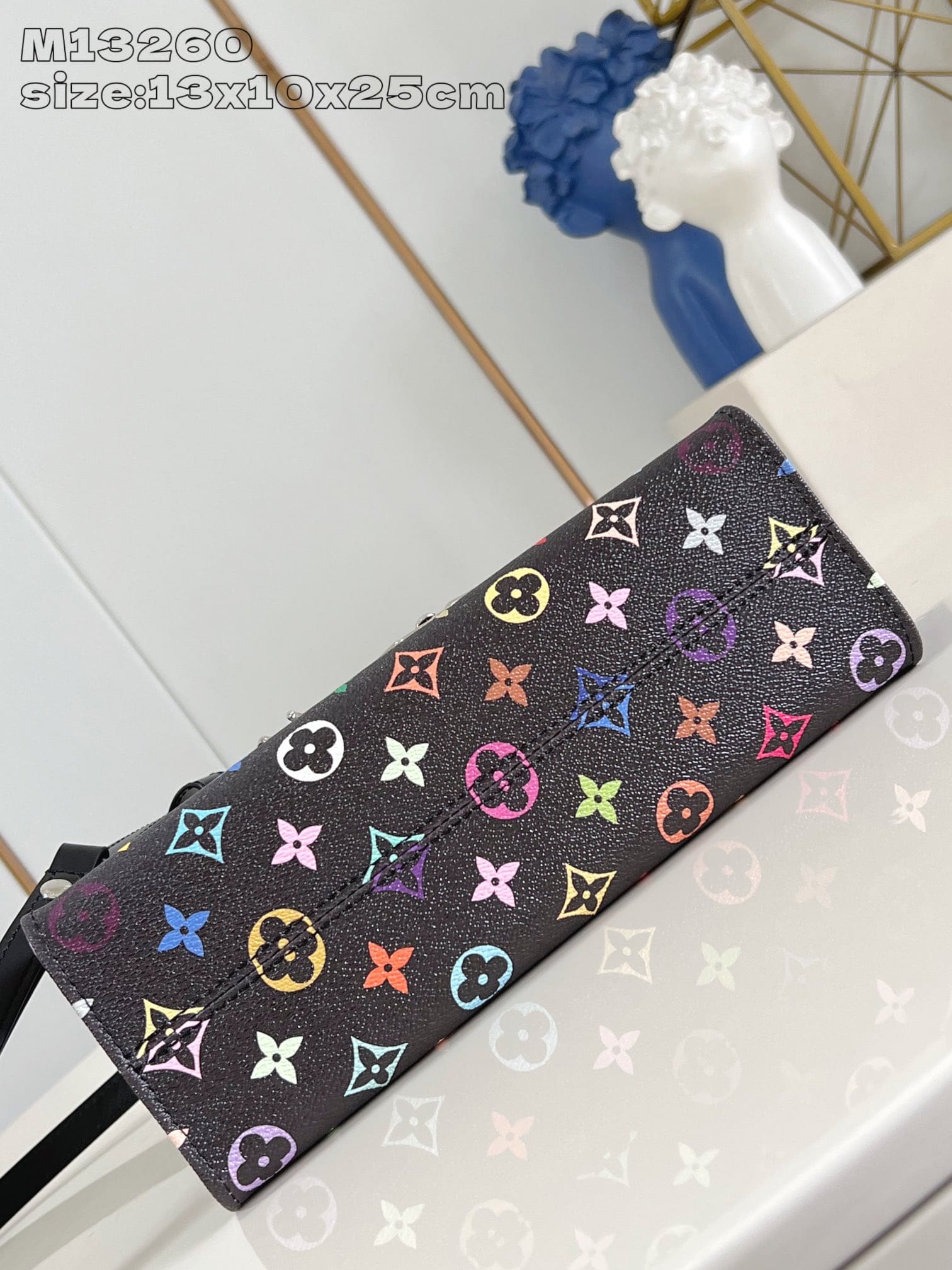 Louis Vuitton M13260 LV x TM OnTheGo East West Chain