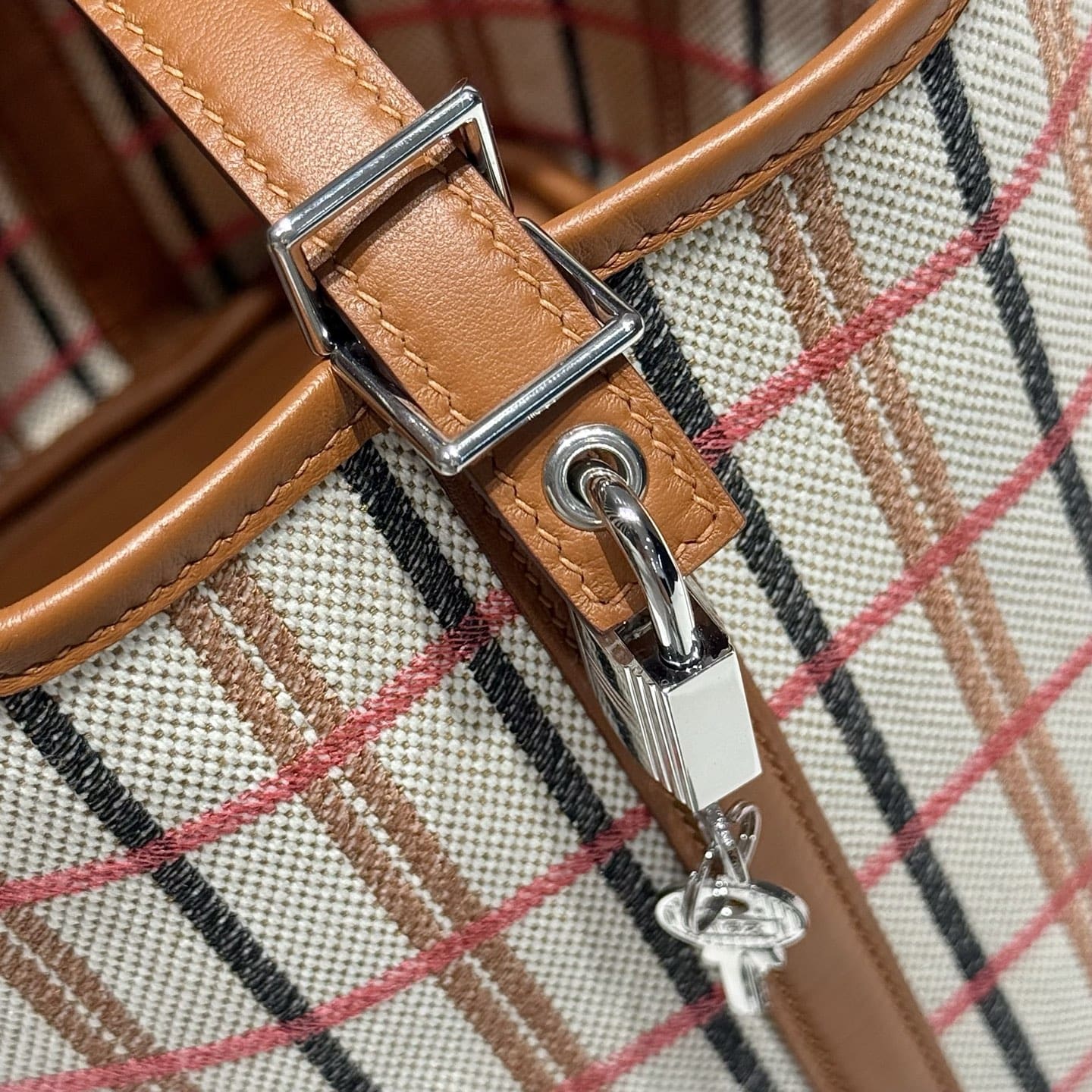 HERMÈS Picotin Lock 18 bag