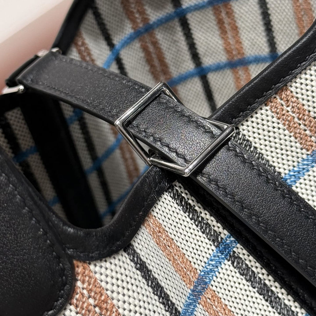 HERMÈS Picotin Lock 18 bag