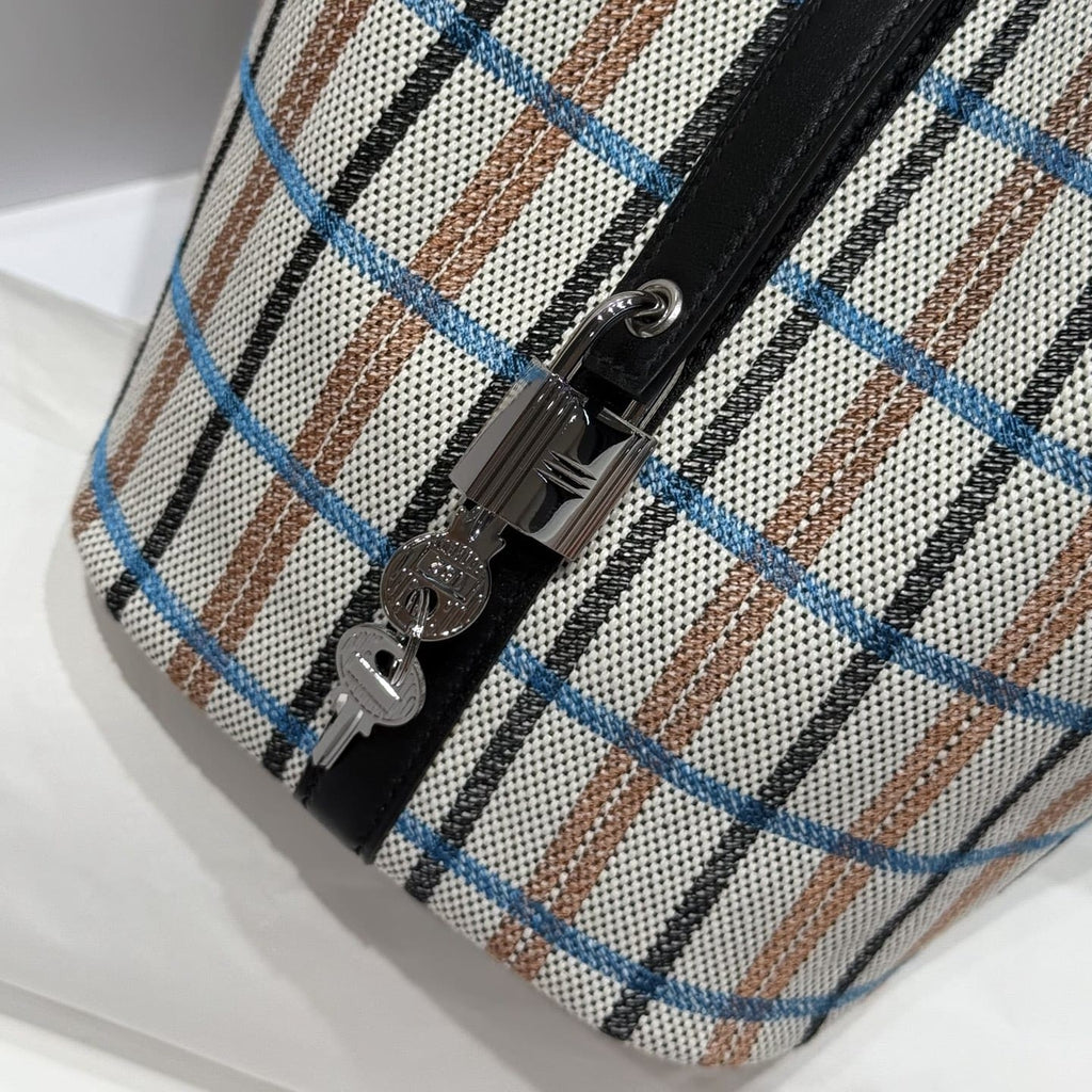 HERMÈS Picotin Lock 18 bag