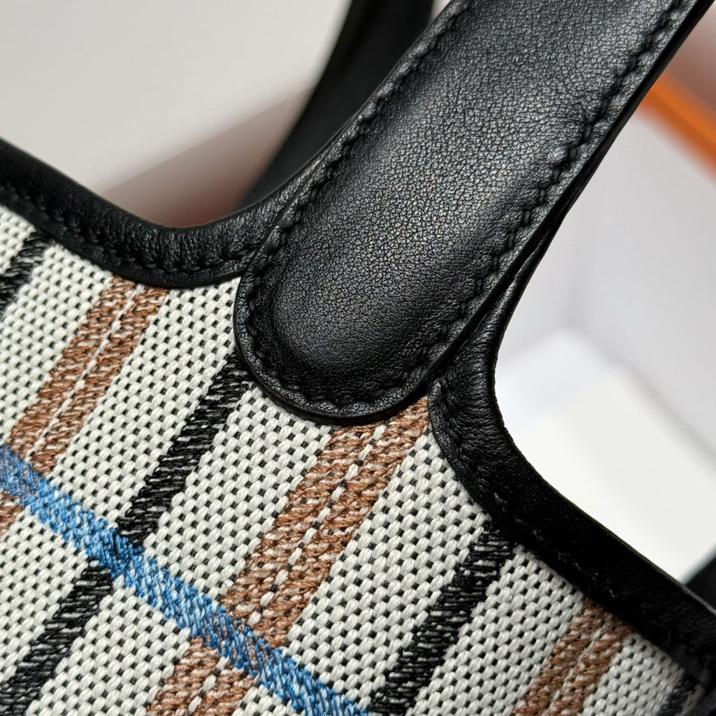 HERMÈS Picotin Lock 18 bag