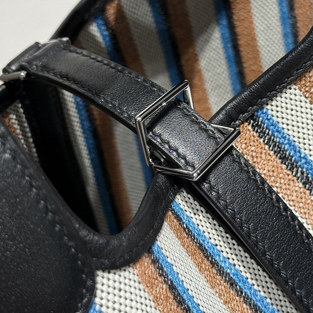 HERMÈS Picotin Lock 18 bag