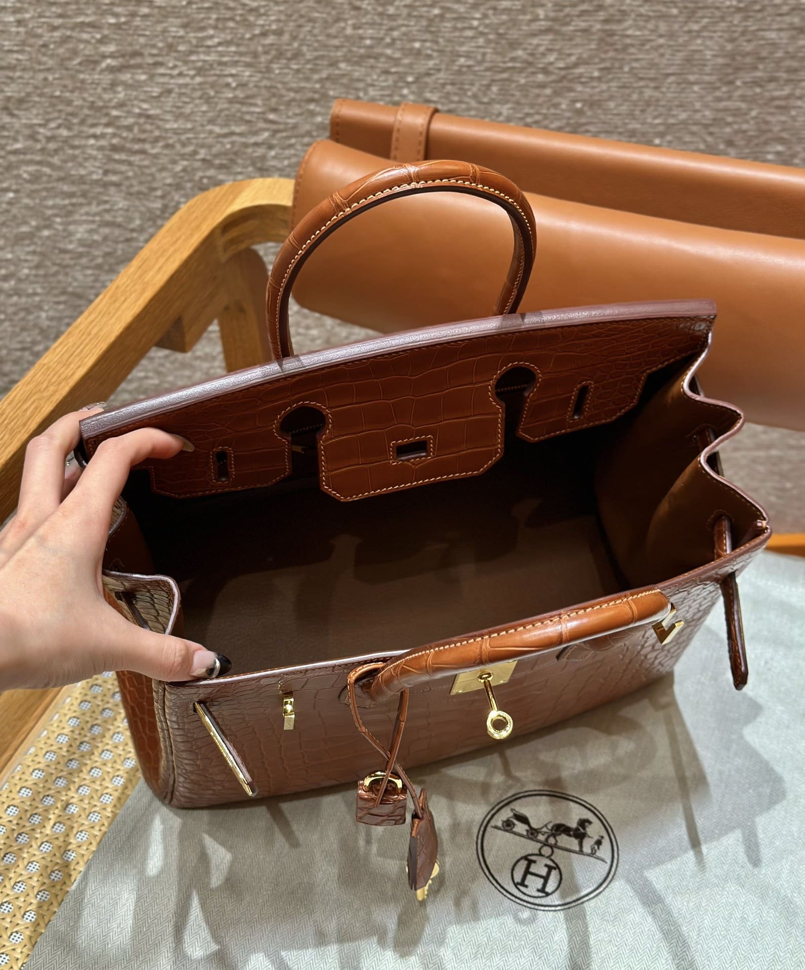 Hermès Birkin 30 Gold Matte Alligator Gold Hardware