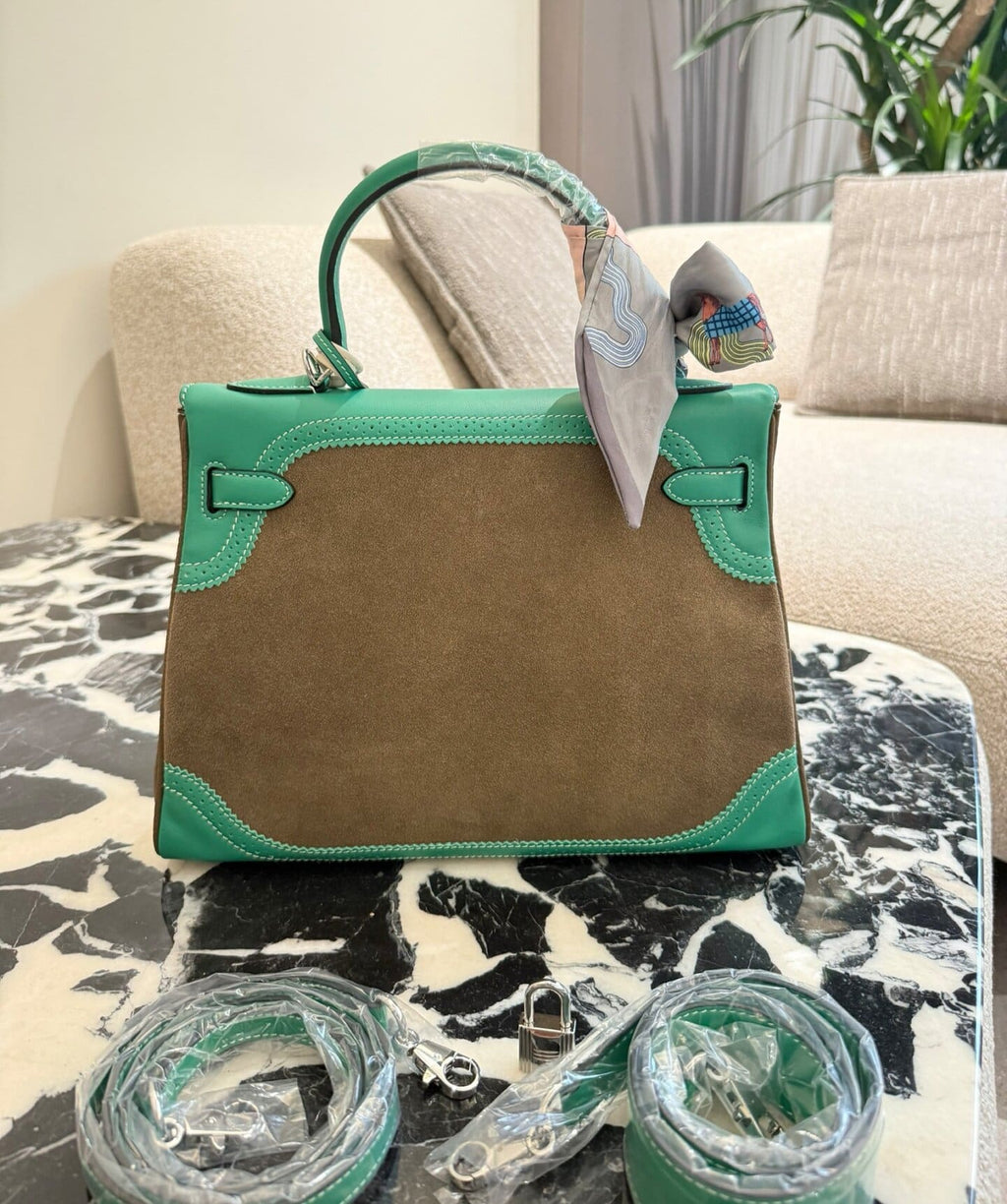 HERMÈS  Kelly 32 Ghillies