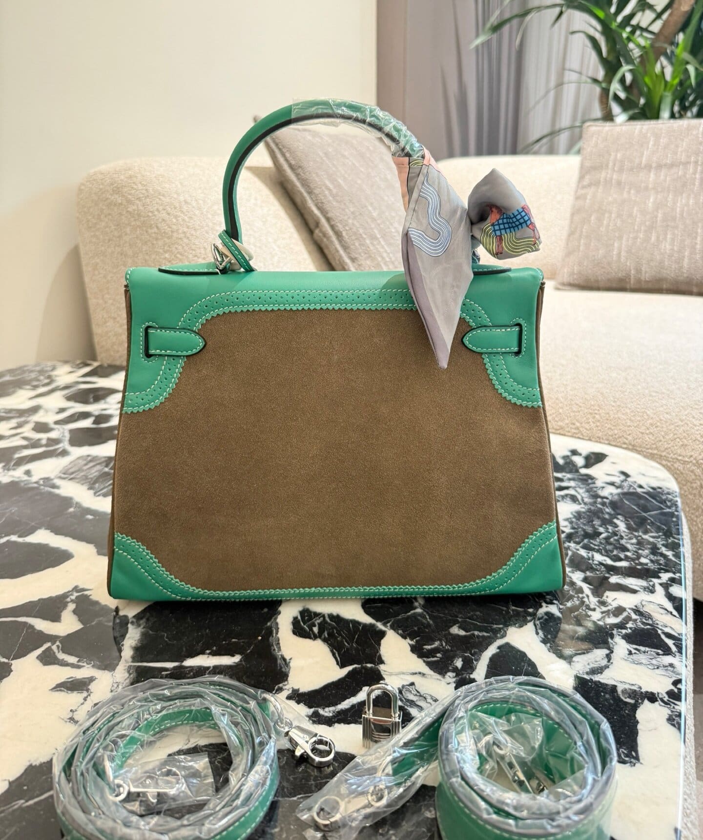 HERMÈS  Kelly 32 Ghillies