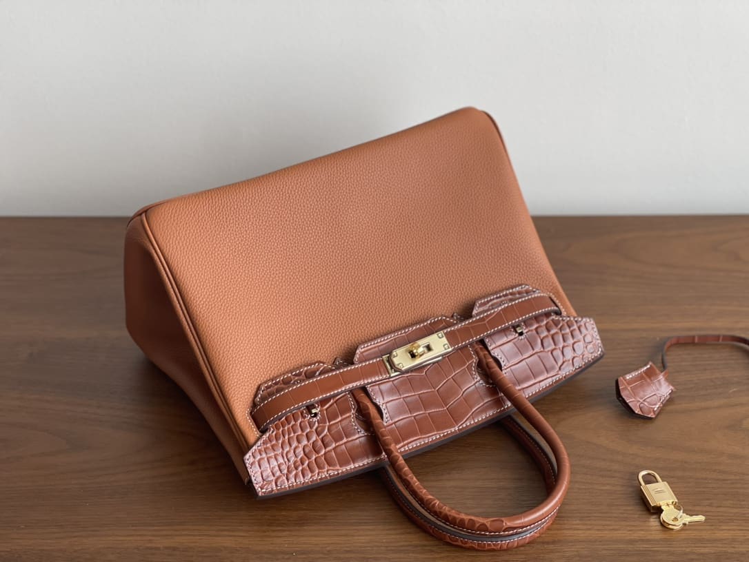HERMÈS Platinum Birkin Touch 30 Mysore Goat Leather Glossy Two Point Crocodile Honey Brown