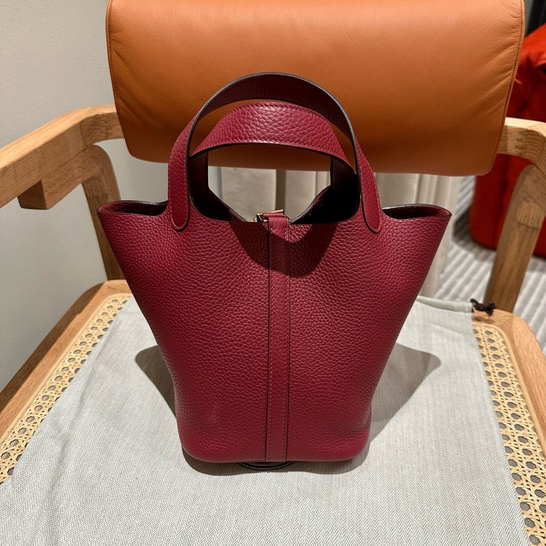 Hermès Picotin Lock 18 Rouge H Clemence Gold Hardware