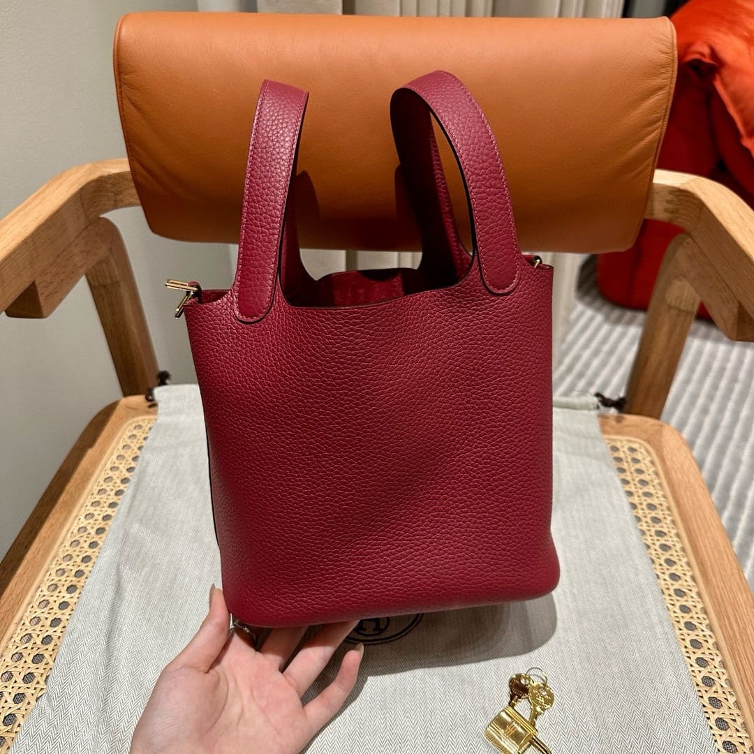 Hermès Picotin Lock 18 Rouge H Clemence Gold Hardware