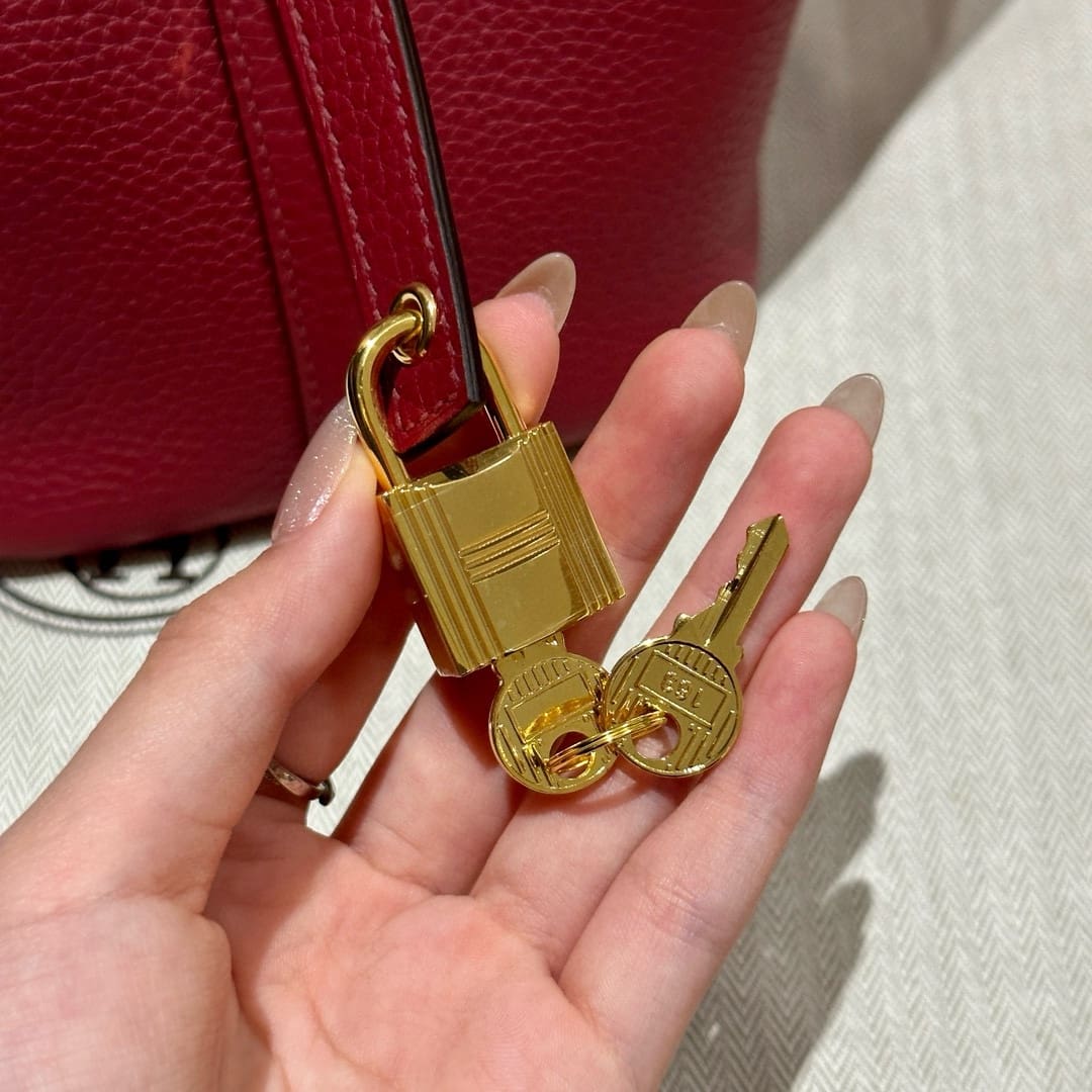 Hermès Picotin Lock 18 Rouge H Clemence Gold Hardware
