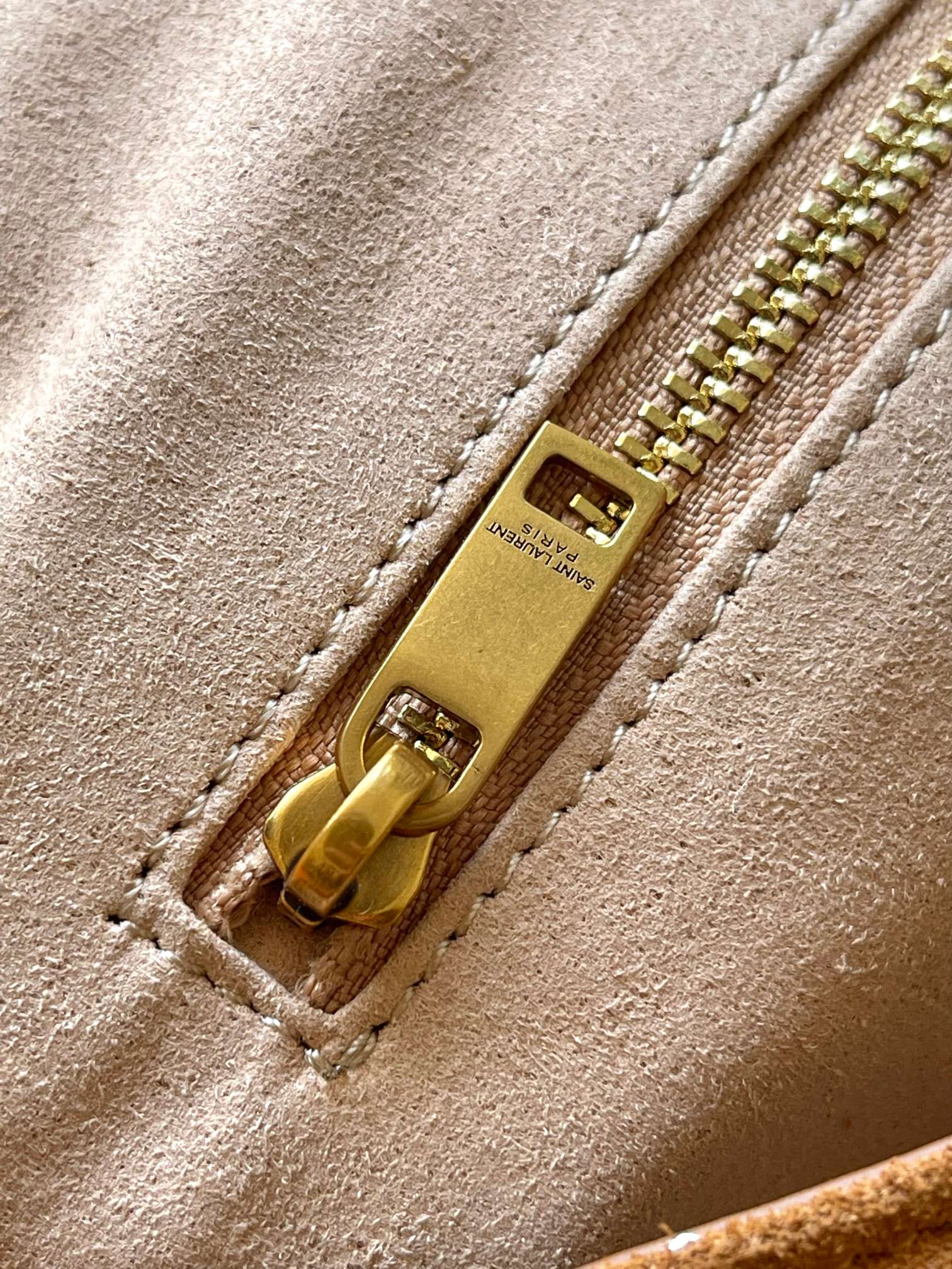 SAINT LAURENT JAMIE SHOPPING in suede-CARAMEL COGNAC