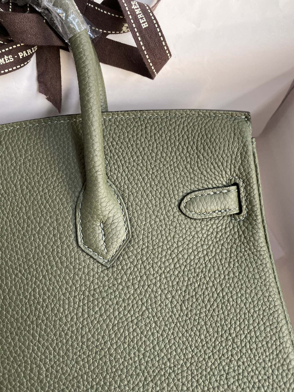 HERMÈS VERT MAQUIS TOGO LEATHER BIRKIN 25 WITH GOLD HARDWARE