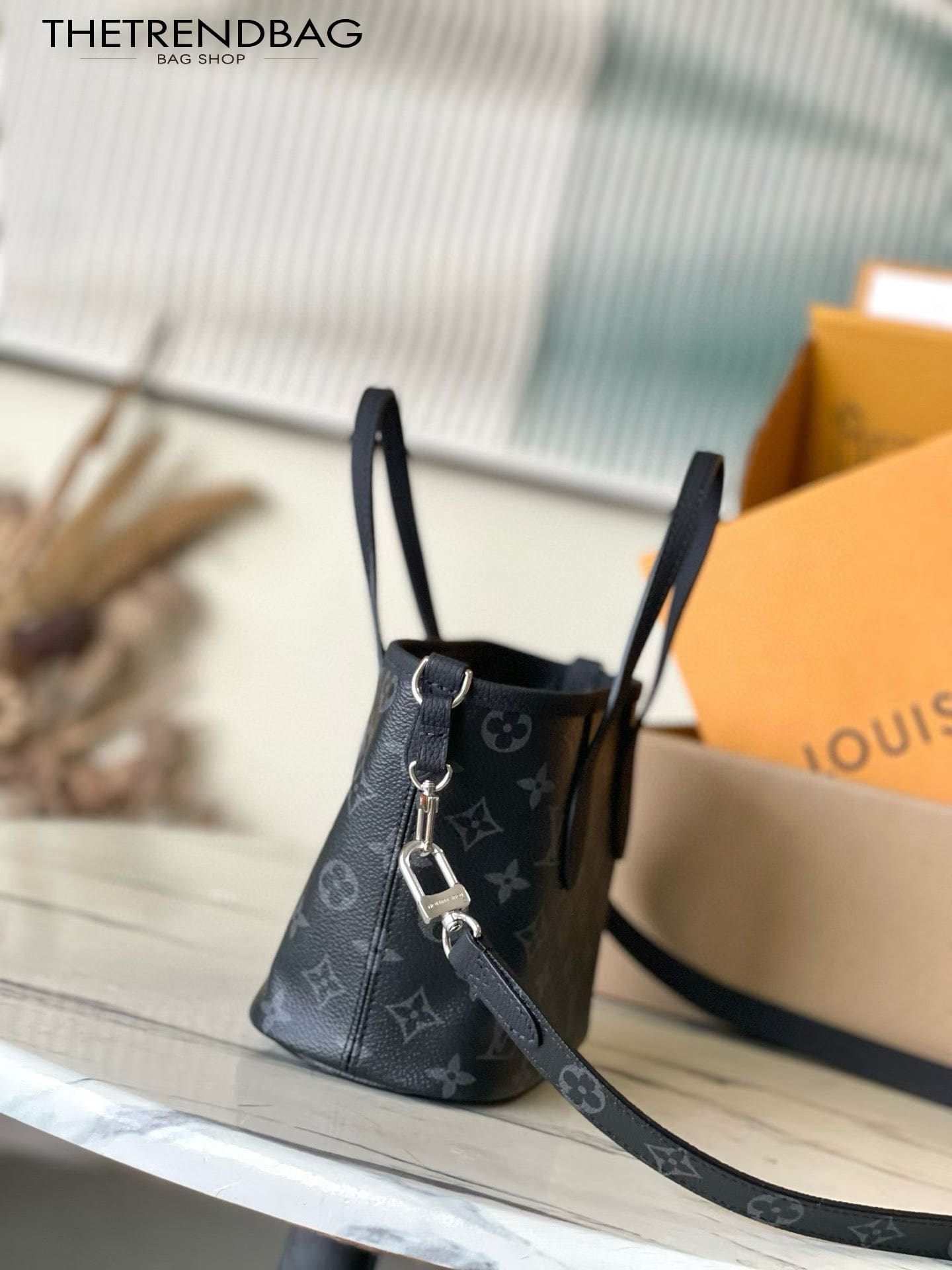 LOUIS VUITTON M15210 Neverfull Bandoulière Inside Out BB