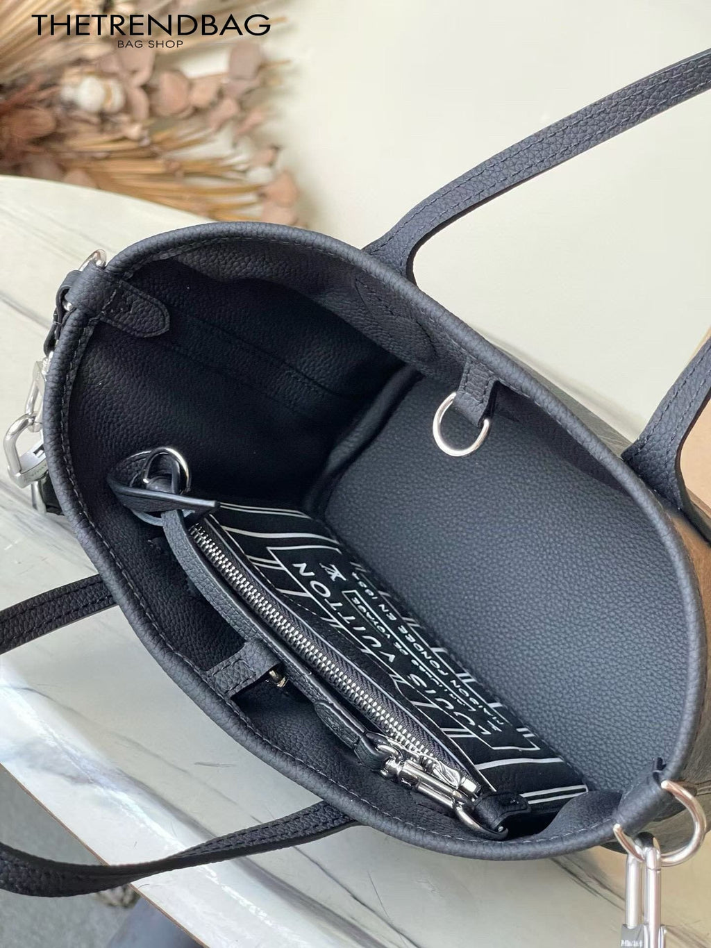 LOUIS VUITTON M15210 Neverfull Bandoulière Inside Out BB
