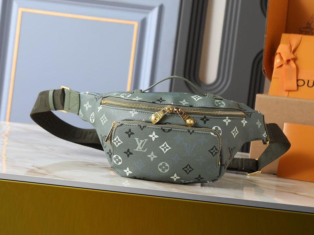 LOUIS VUITTON M26933 Rush Bumbag