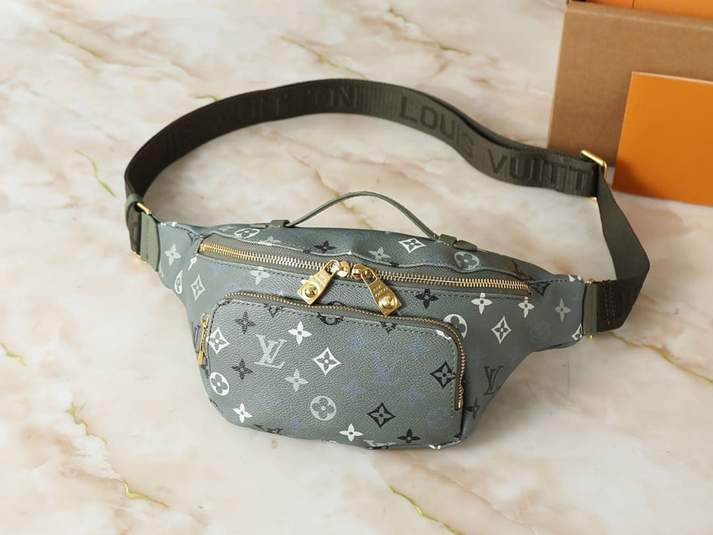 LOUIS VUITTON M26933 Rush Bumbag