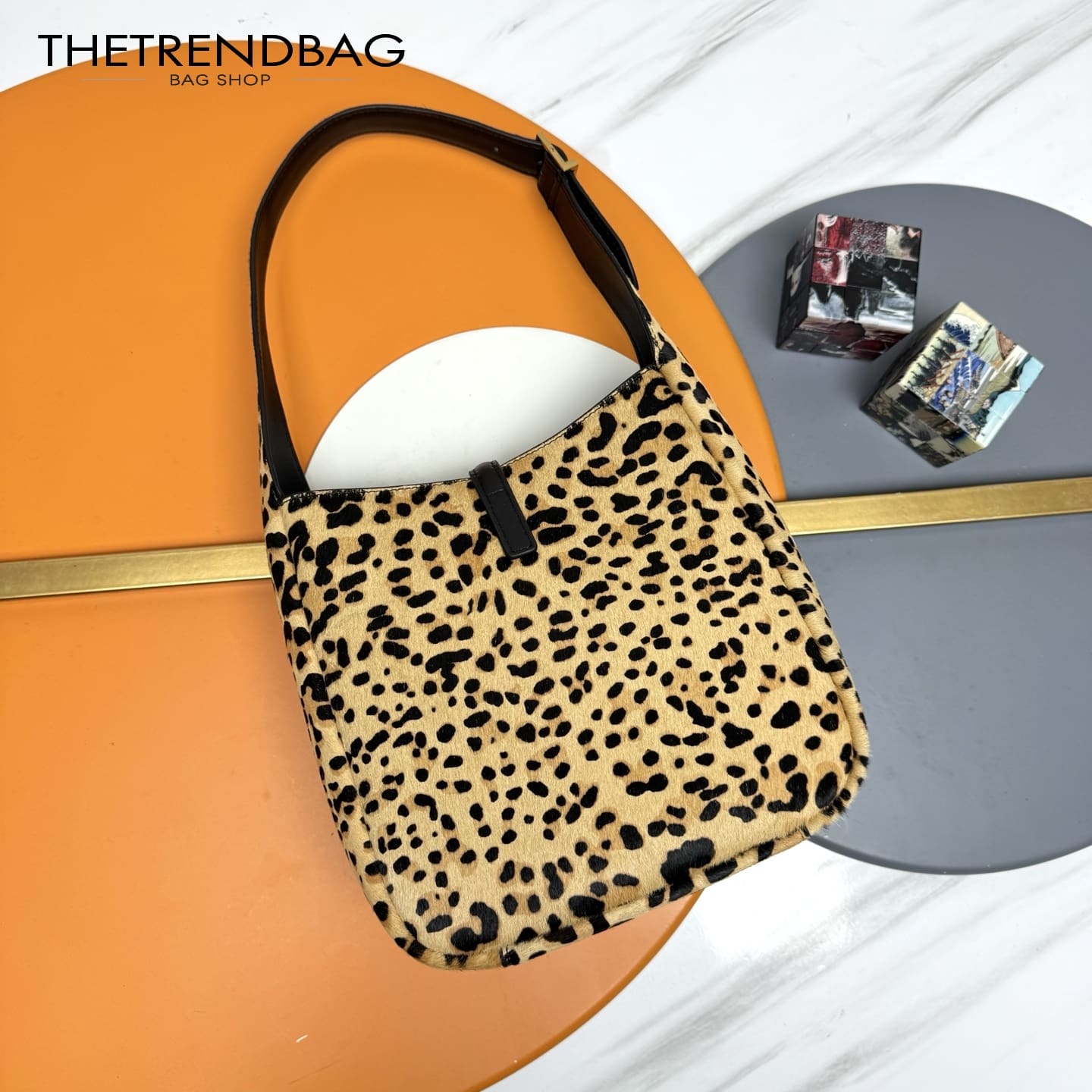 SAINT LAURENT Le 5 À 7 small  shoulder bag