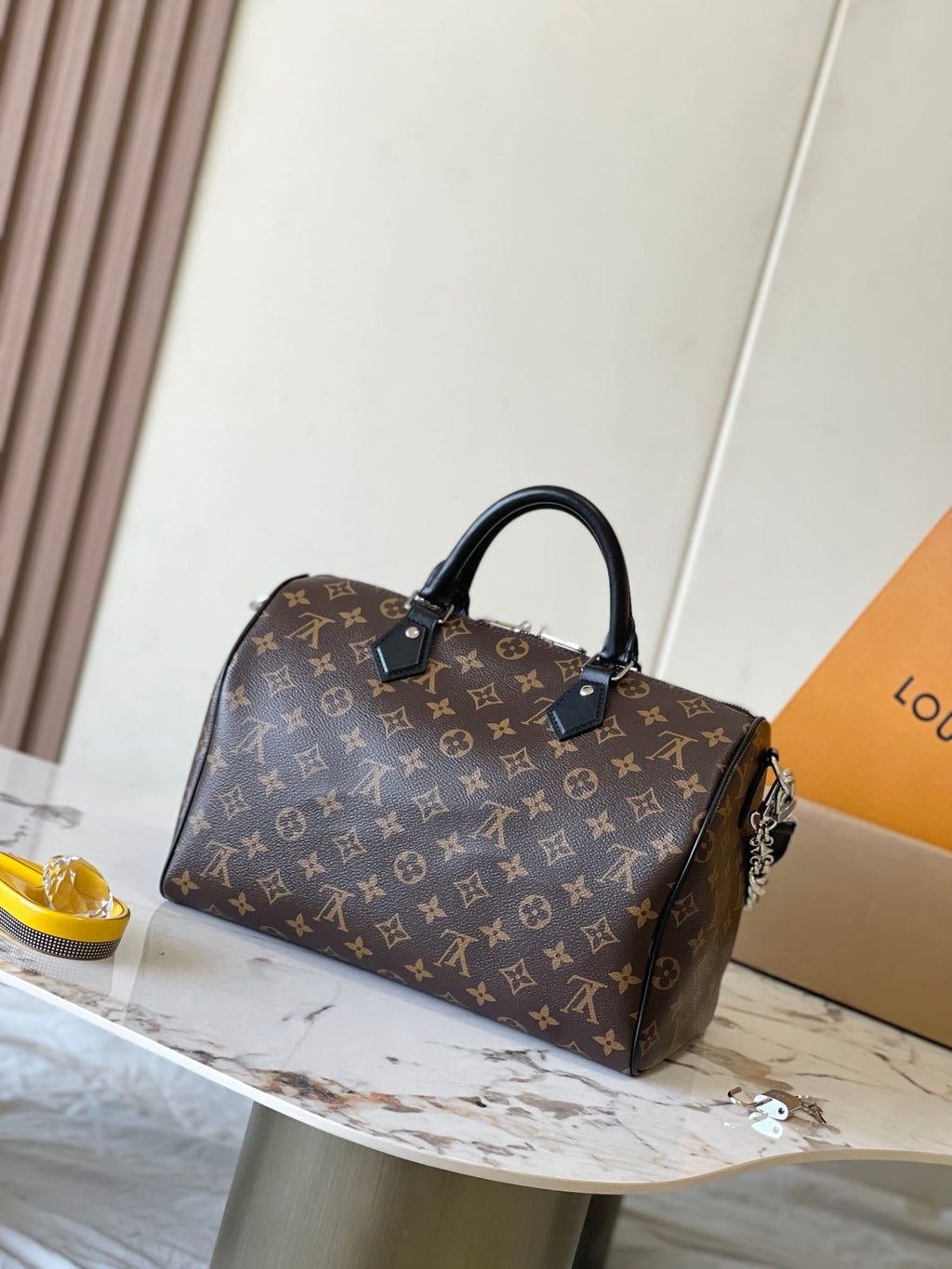 Louis Vuitton M12243 Speedy Soft 30 Dark