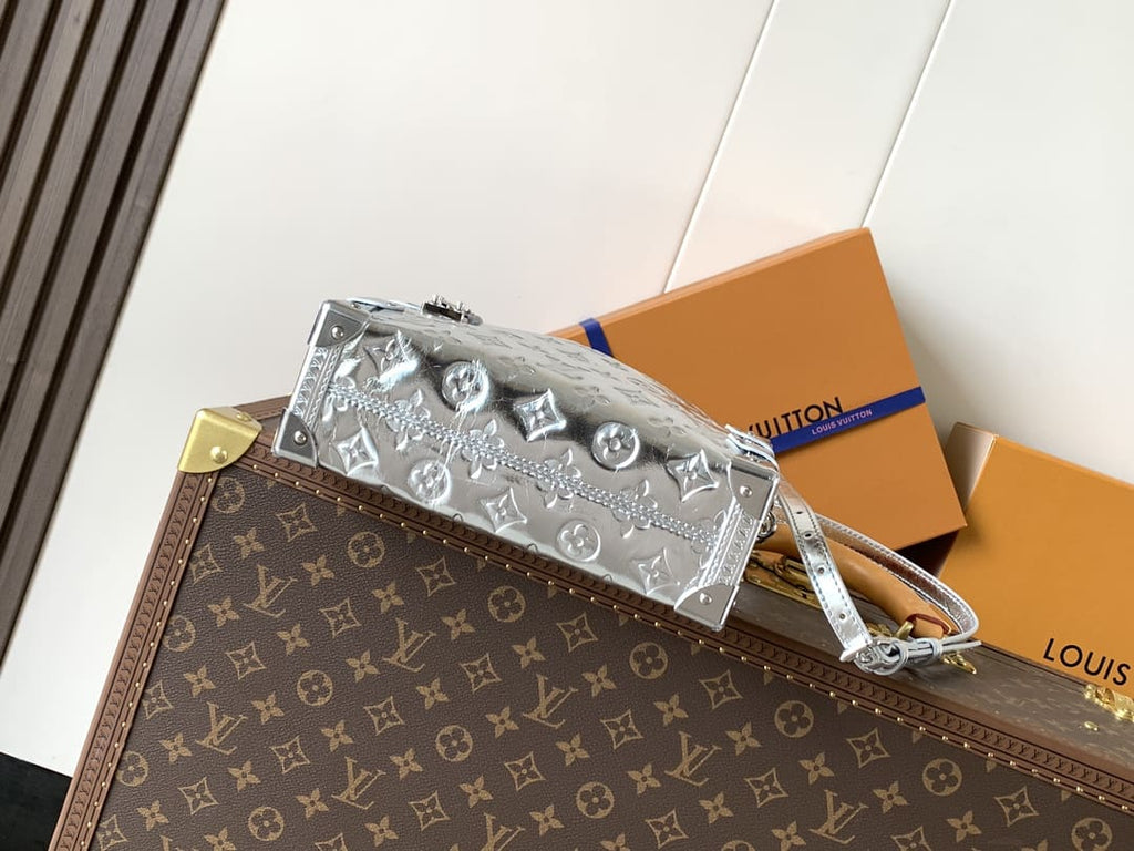 LOUIS VUITTON M26223 LV Ski Side Trunk MM