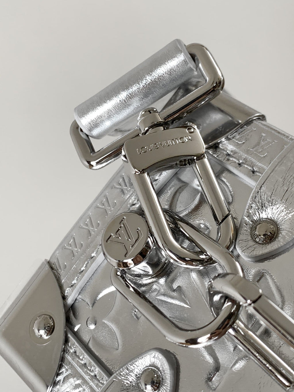 LOUIS VUITTON M26223 LV Ski Side Trunk MM