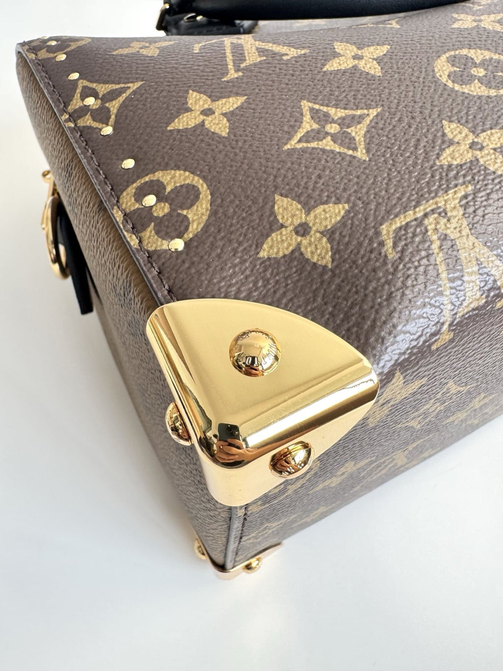LOUIS VUITTON M26181 Speedy Trunk 25