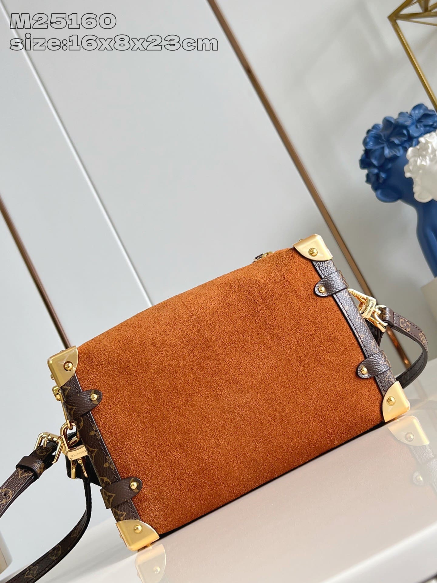LOUIS VUITTON M15072 Side Trunk MM