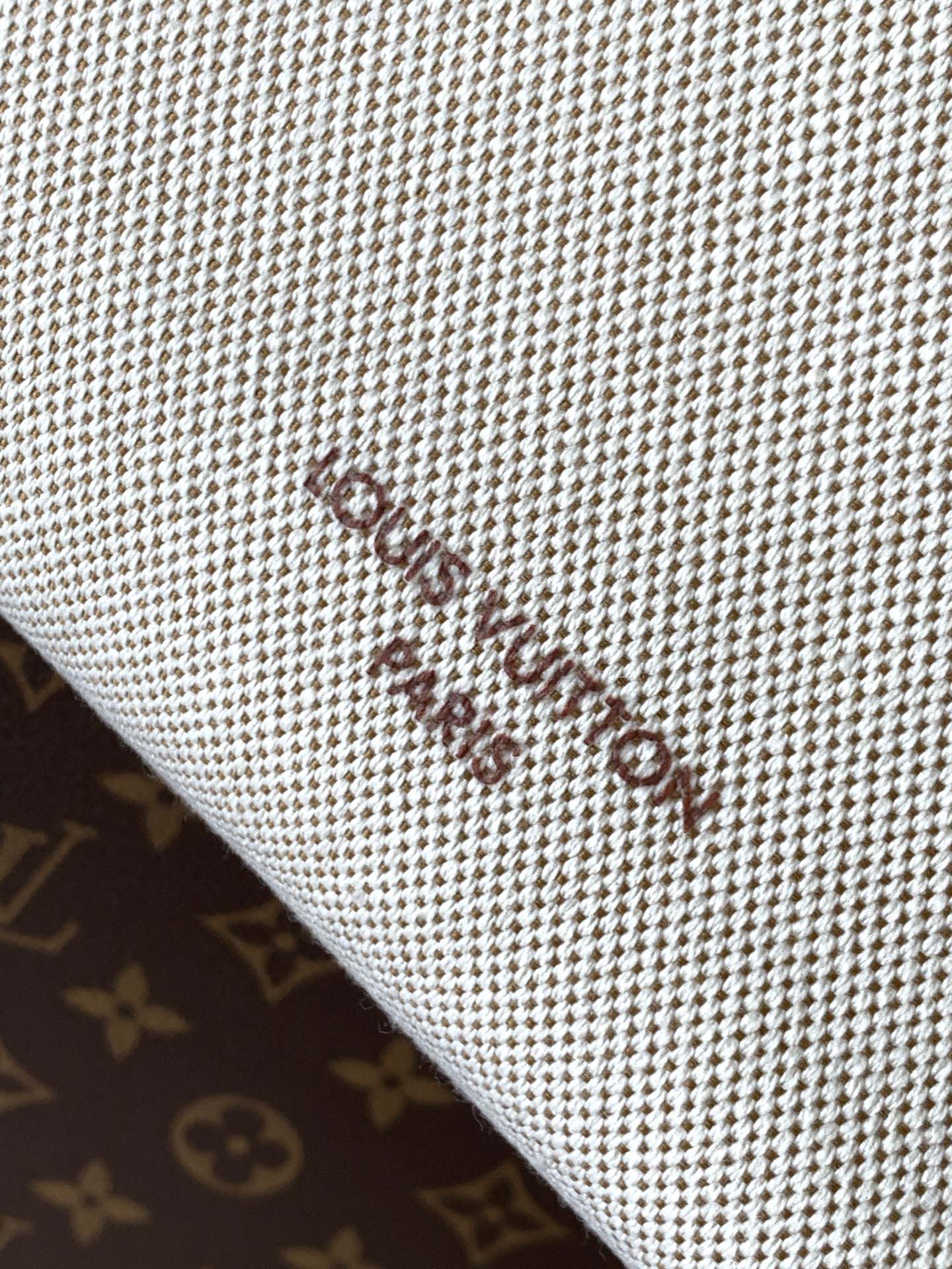 LOUIS VUITTON M14411 Side Trunk MM