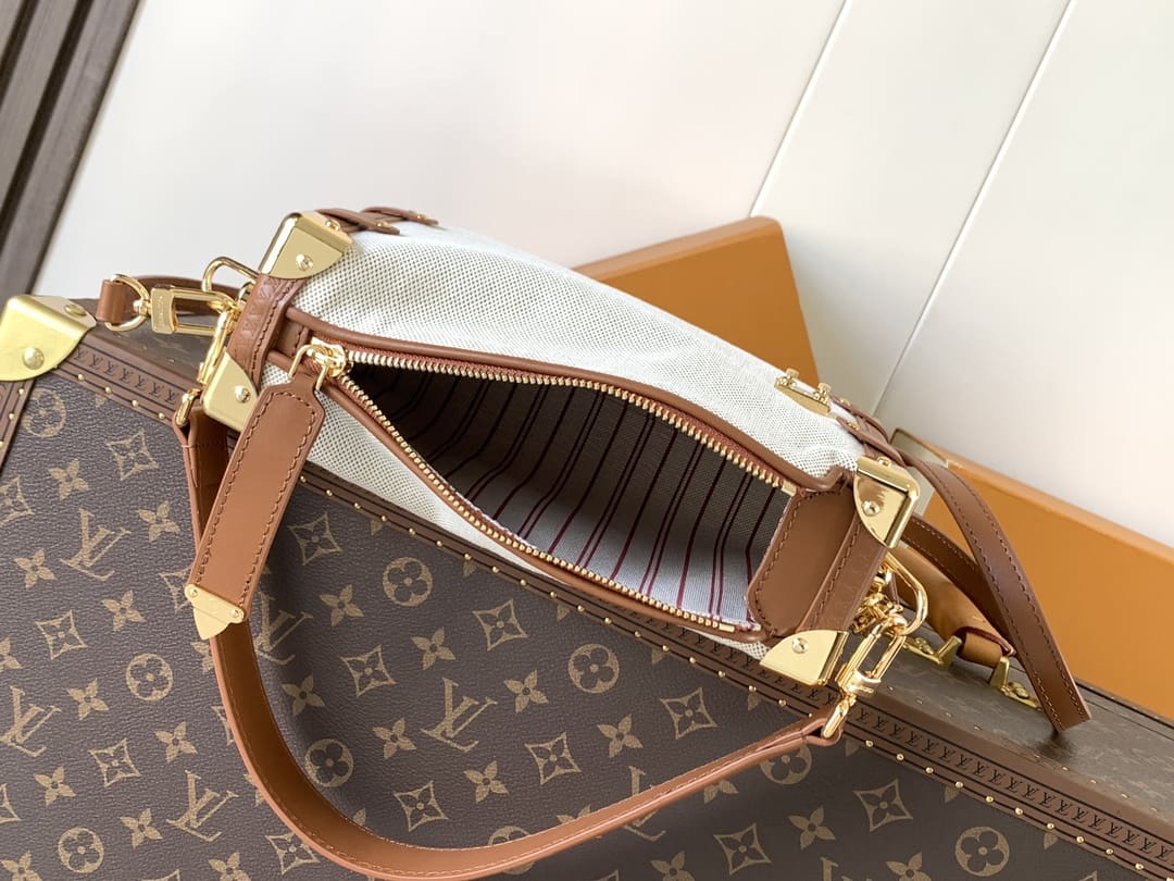 LOUIS VUITTON M14411 Side Trunk MM