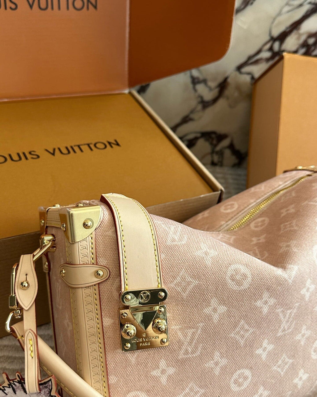 LOUIS VUITTON M15154 Side Trunk GM