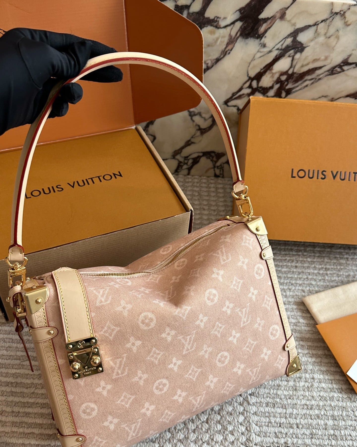 LOUIS VUITTON M15154 Side Trunk GM