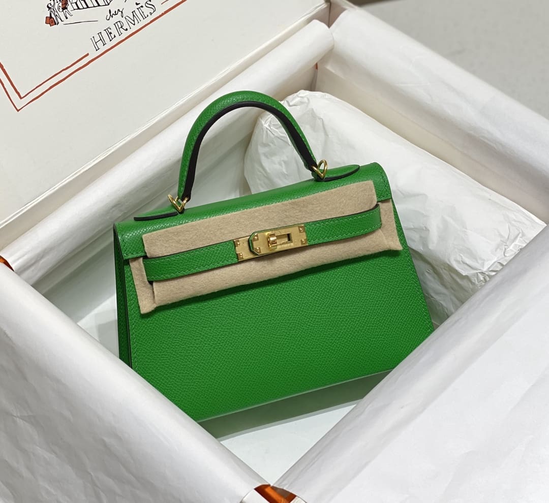 HERMÈS Mini Kelly 20 Bamboo Chevre Gold Hardware