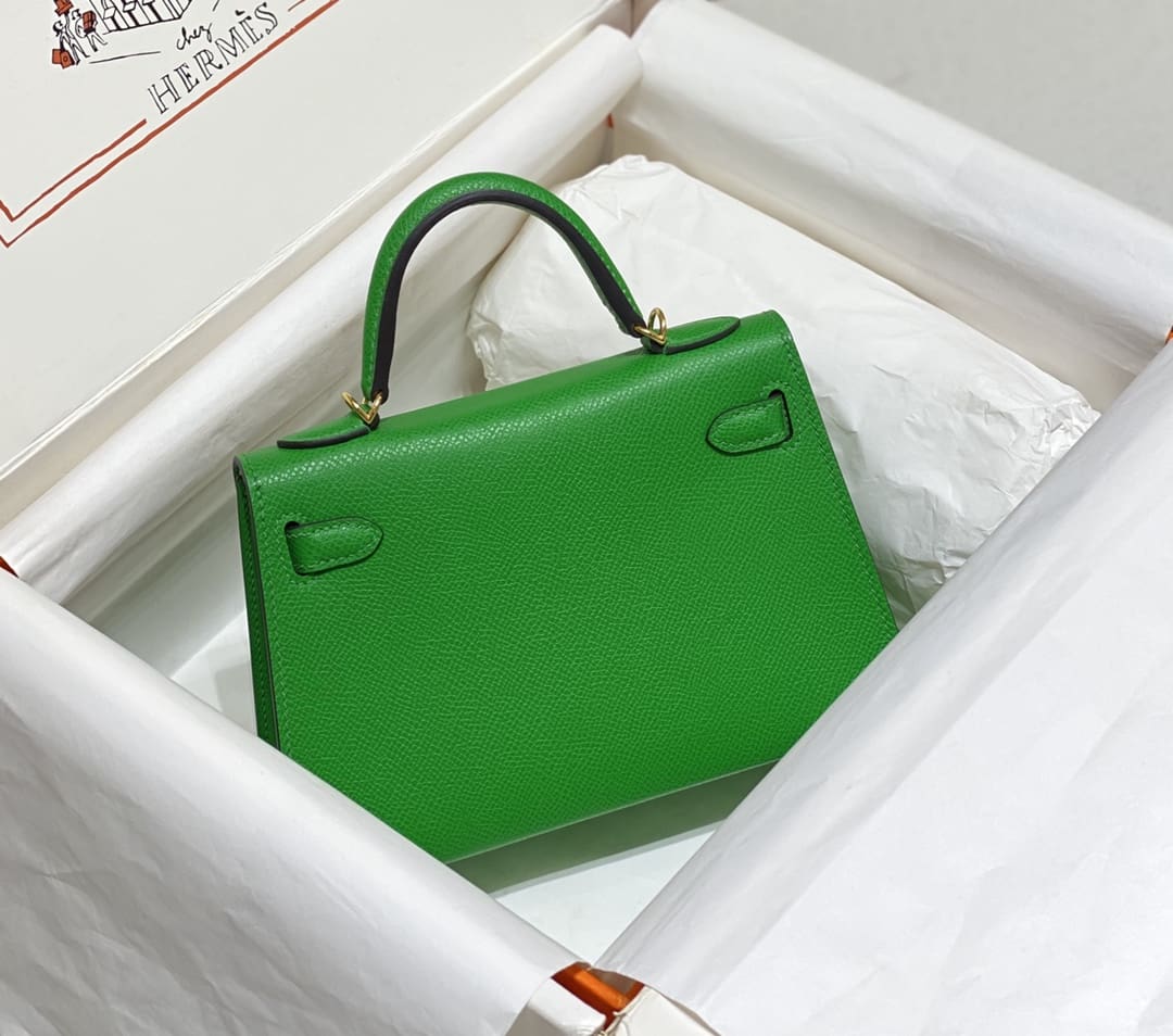 HERMÈS Mini Kelly 20 Bamboo Chevre Gold Hardware