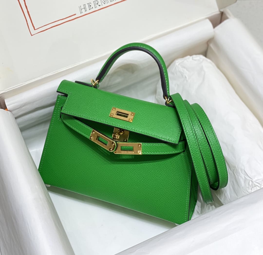 HERMÈS Mini Kelly 20 Bamboo Chevre Gold Hardware