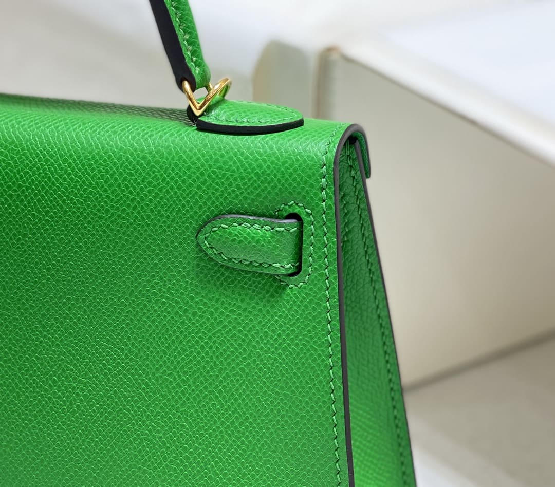 HERMÈS Mini Kelly 20 Bamboo Chevre Gold Hardware