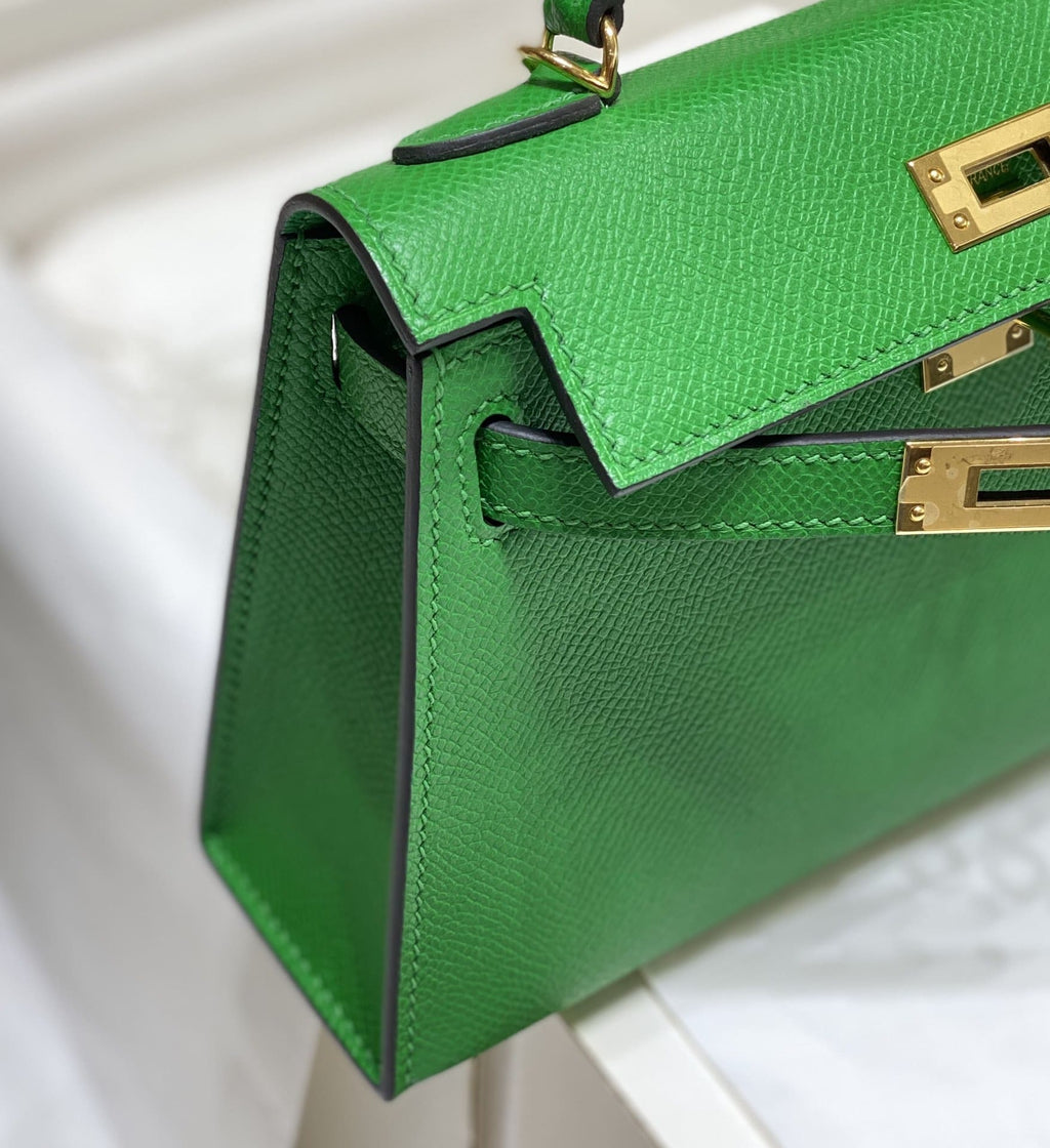 HERMÈS Mini Kelly 20 Bamboo Chevre Gold Hardware