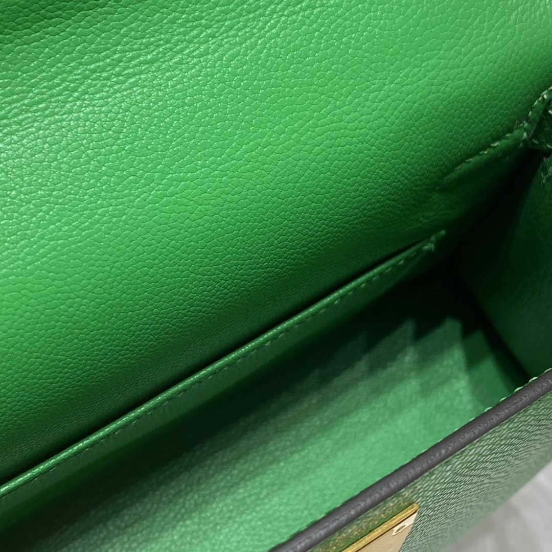 HERMÈS Mini Kelly 20 Bamboo Chevre Gold Hardware