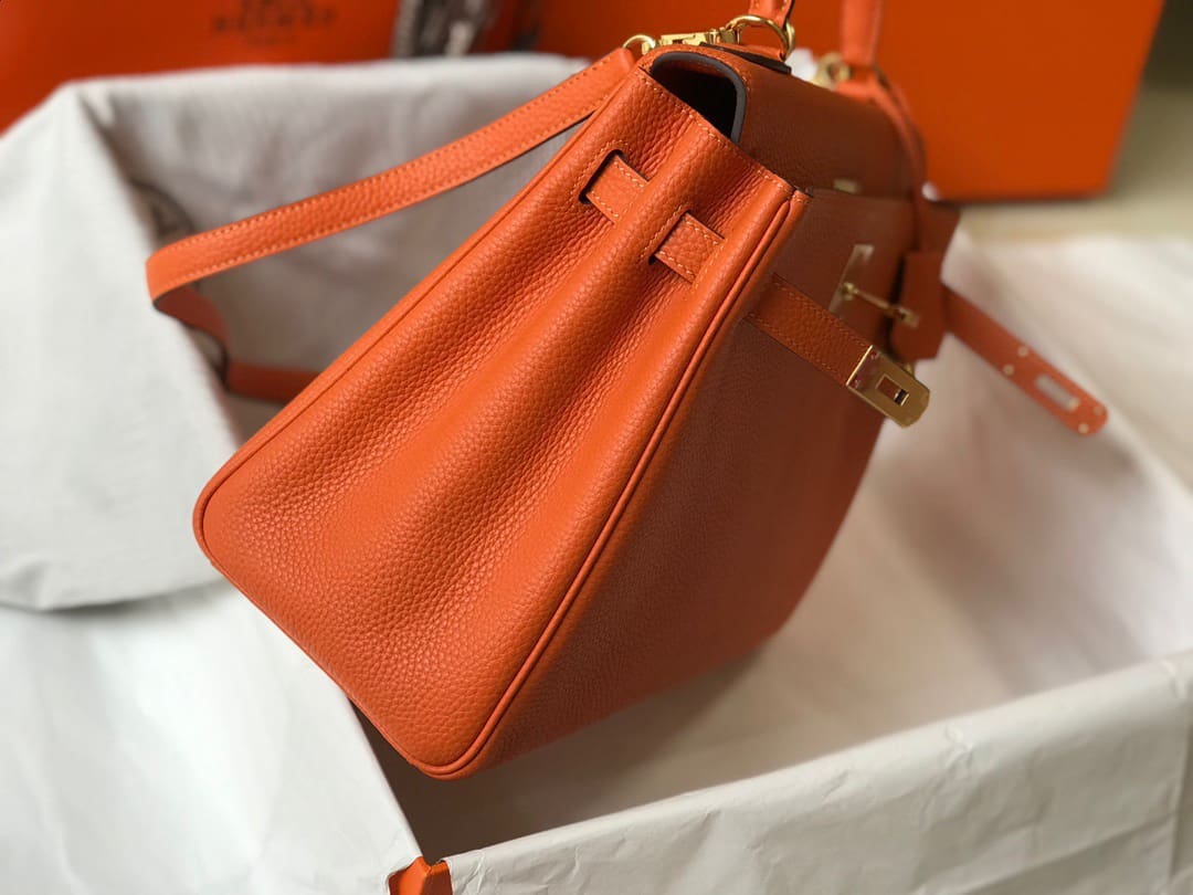 Hermès Kelly Retourne 32 Orange Togo Gold Hardware