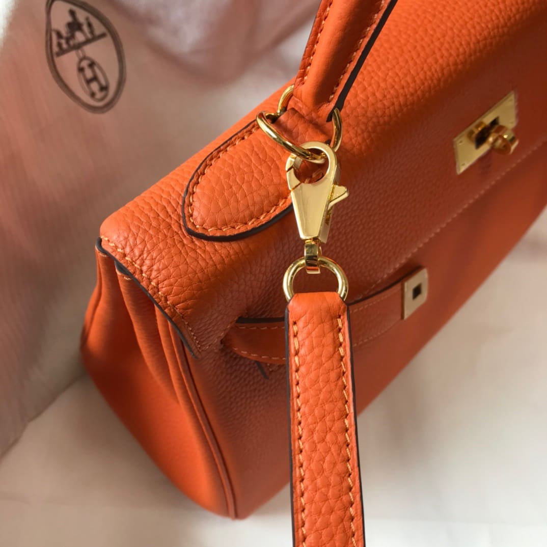 Hermès Kelly Retourne 32 Orange Togo Gold Hardware