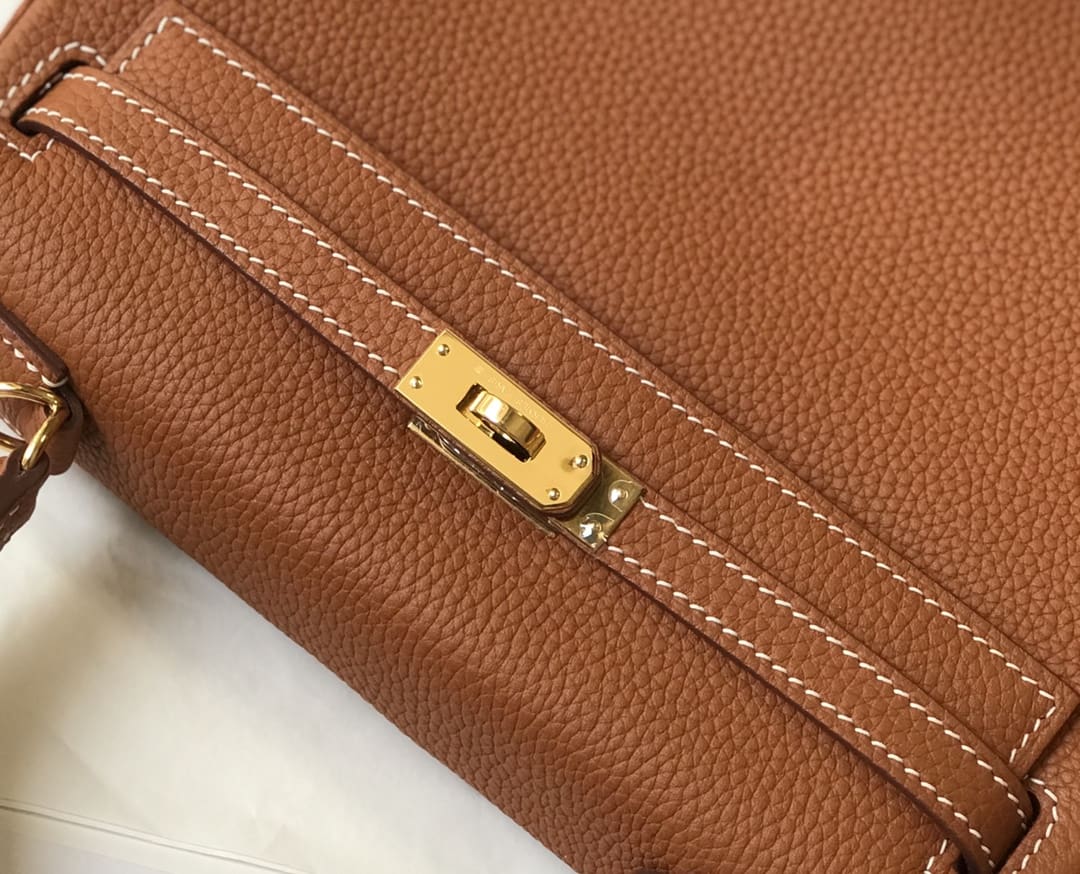 Hermès Kelly Retourne 28 Gold Togo Gold Hardware