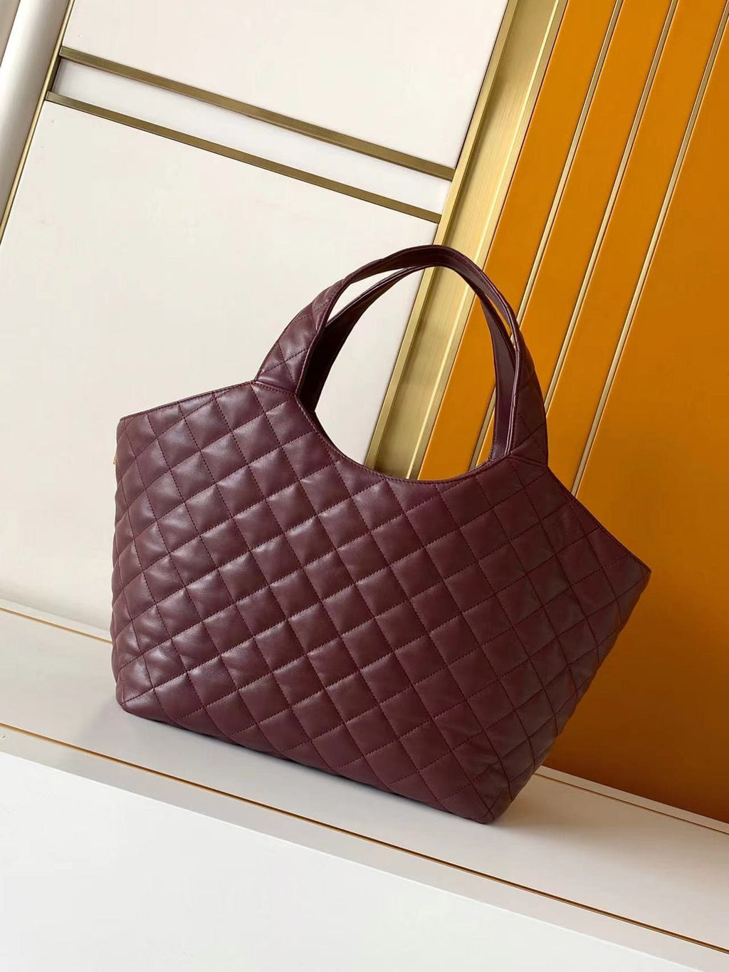 SAINT LAURENT ICARE medium in quilted nappa