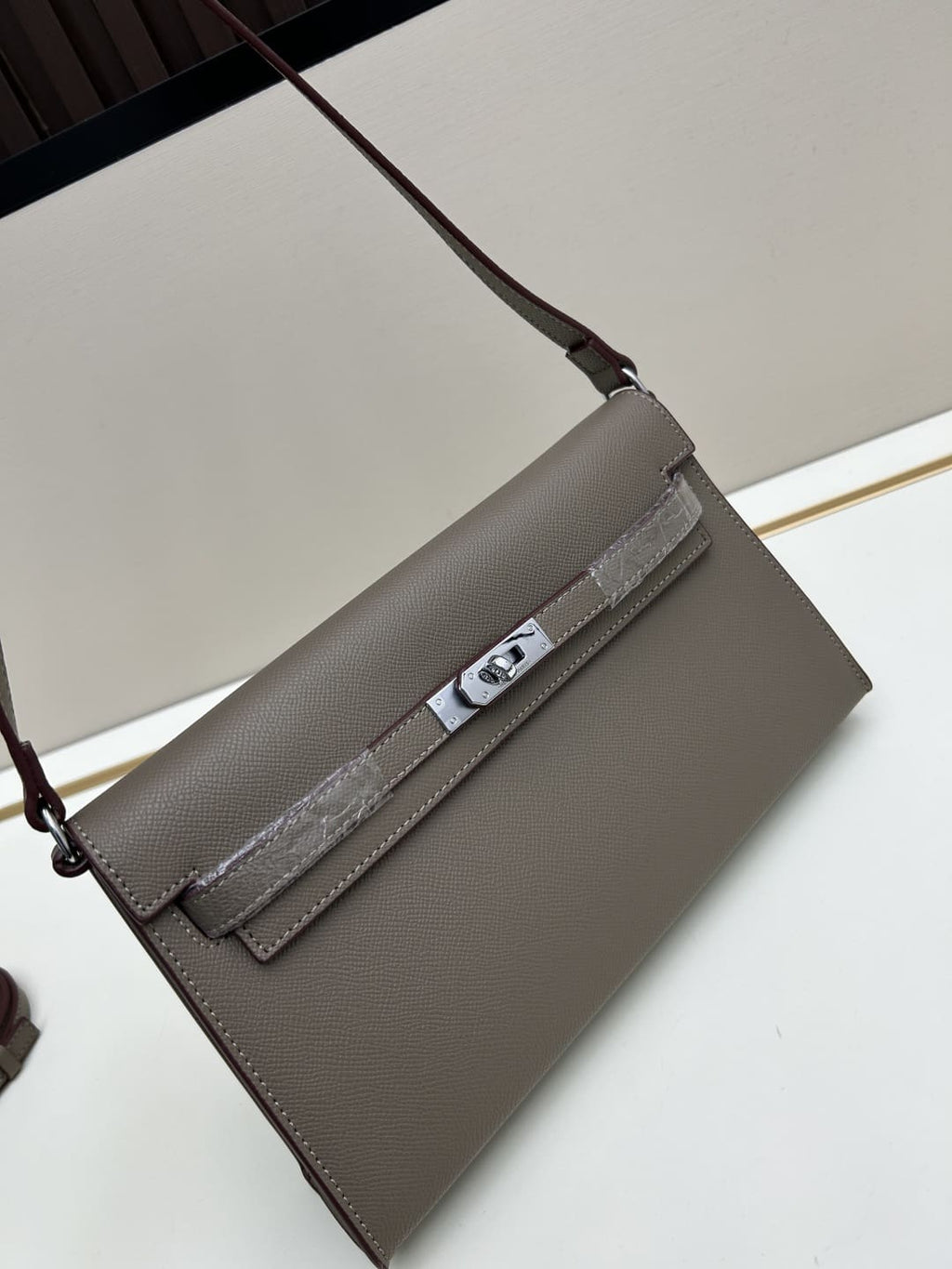 Hermès 2024 Etoupe Madame Kelly Elan