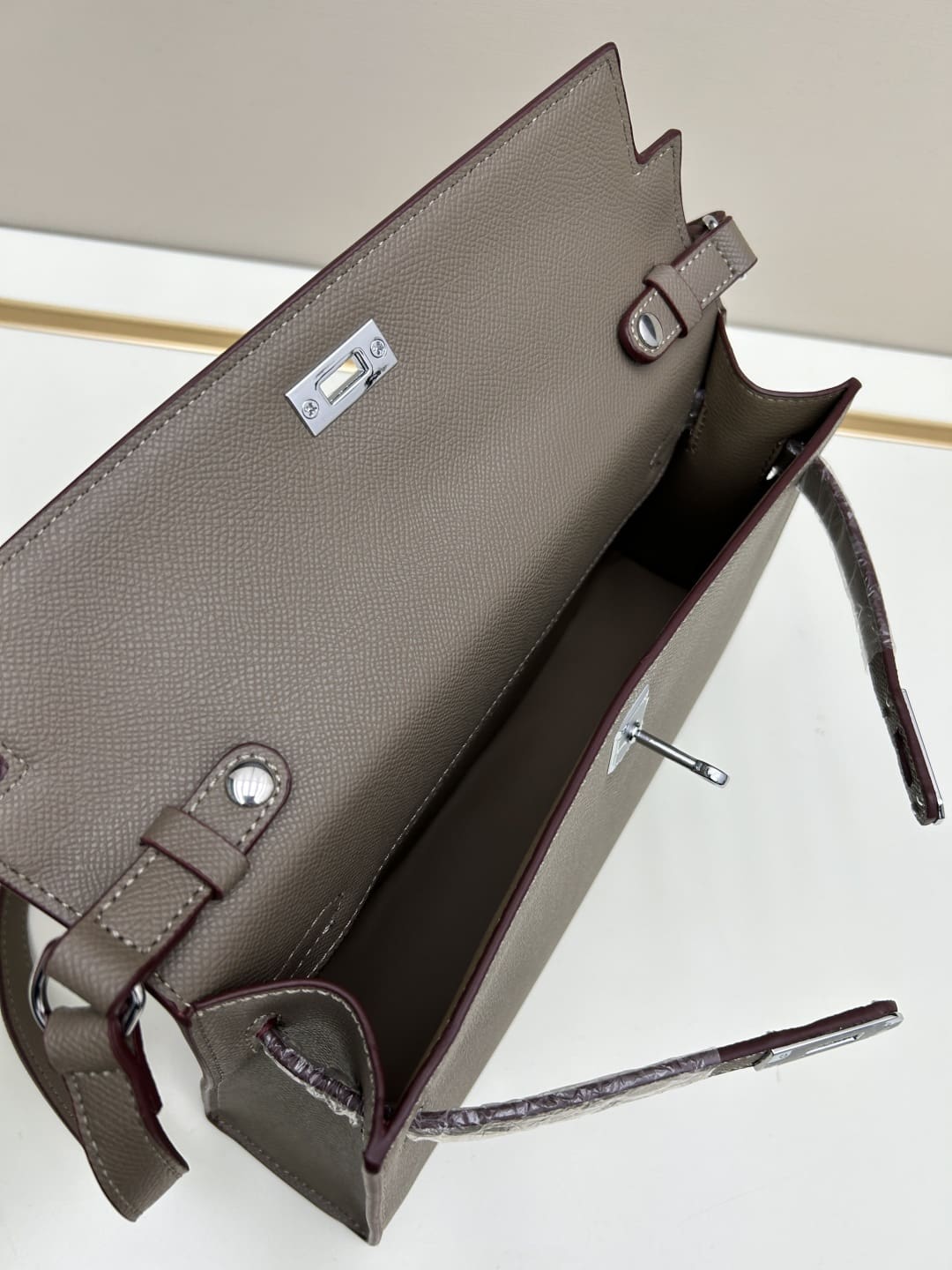 Hermès 2024 Etoupe Madame Kelly Elan