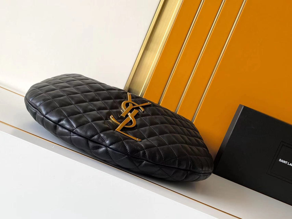 SAINT LAURENTICARE hobo in quilted nappa