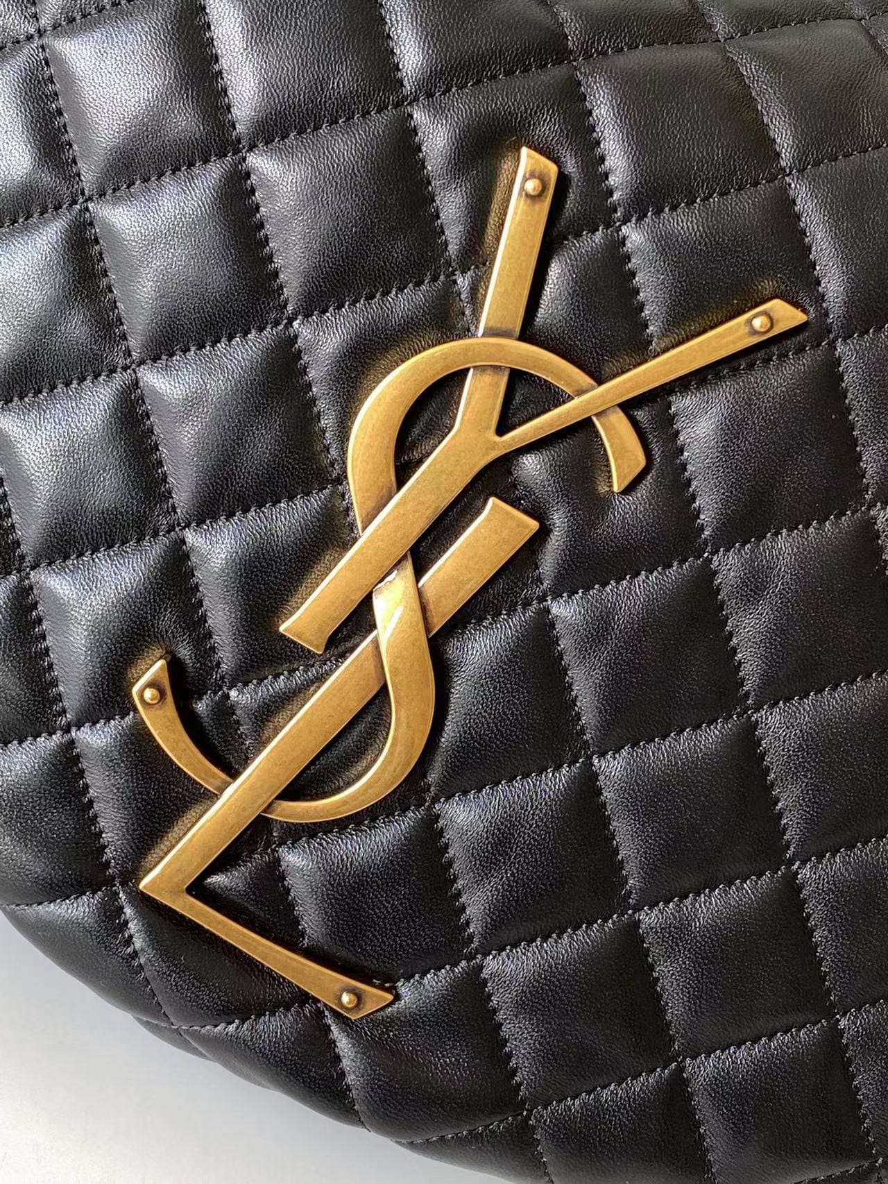 SAINT LAURENTICARE hobo in quilted nappa