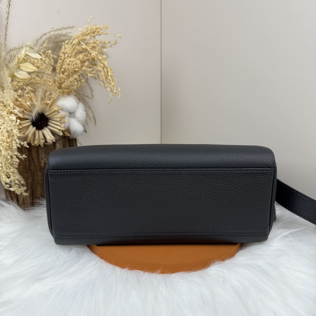 HERMÈS Kelly Messenger PM bag