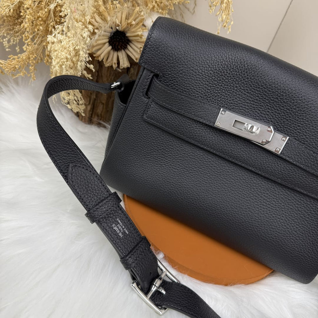 HERMÈS Kelly Messenger PM bag