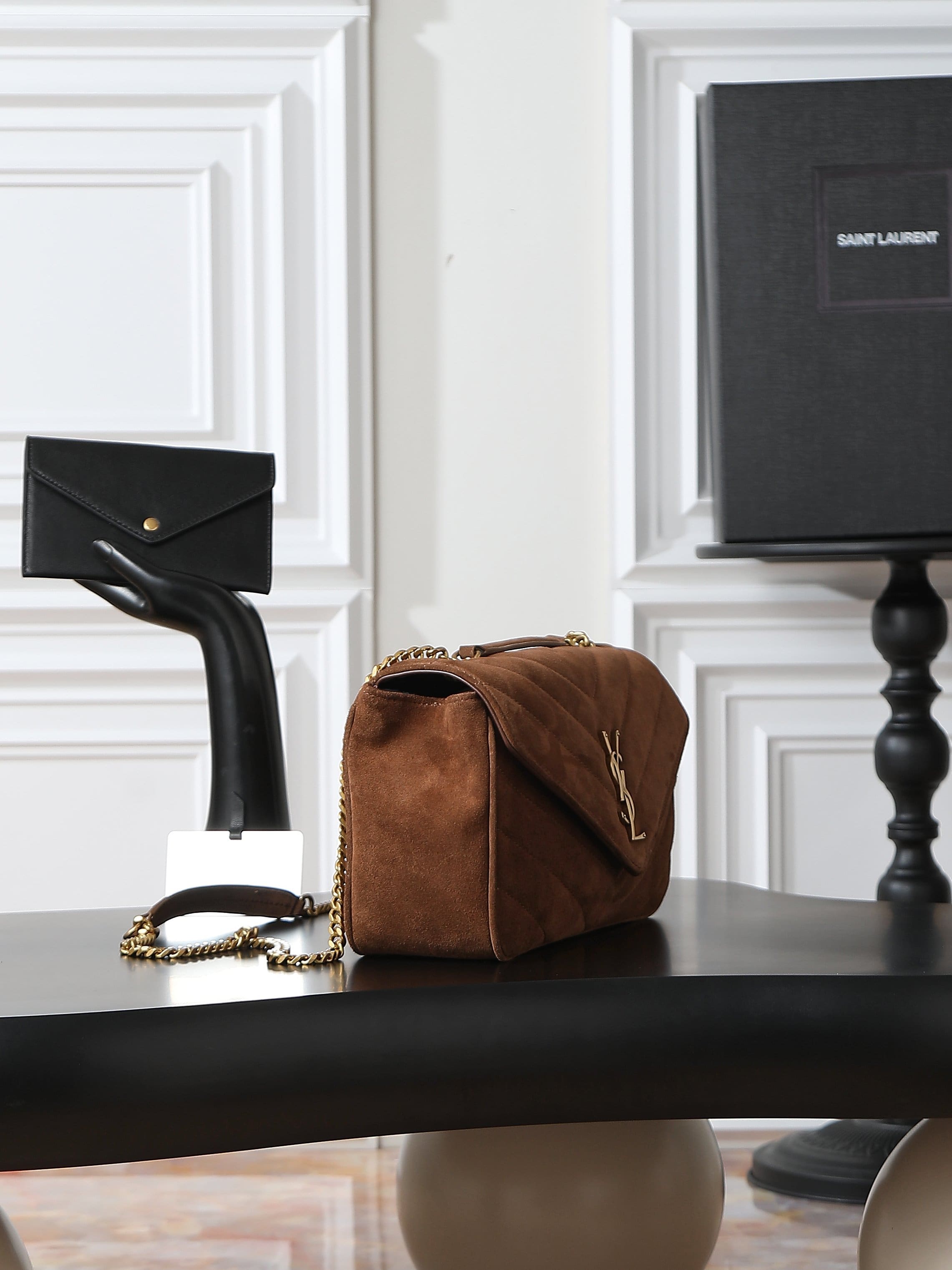 Saint Laurent  LOULOU medium in MATELASSÉ suede